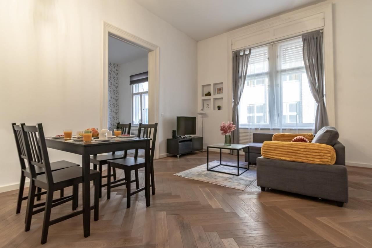 Friendly Home In The Center With 2Bedrooms Budapest Exterior photo